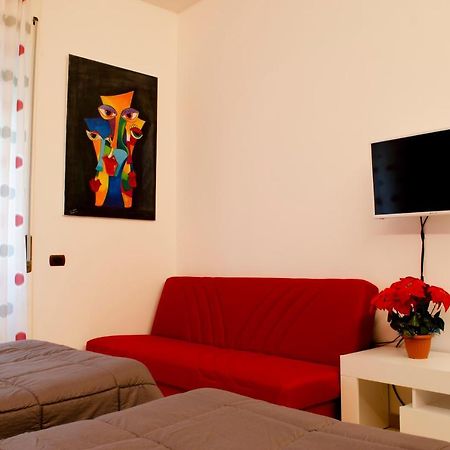 סלרנו Primopiano Holiday House מראה חיצוני תמונה